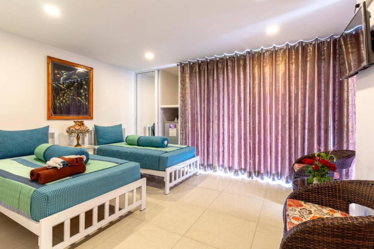 Parvena Hotel Sathorn Банкок Екстериор снимка