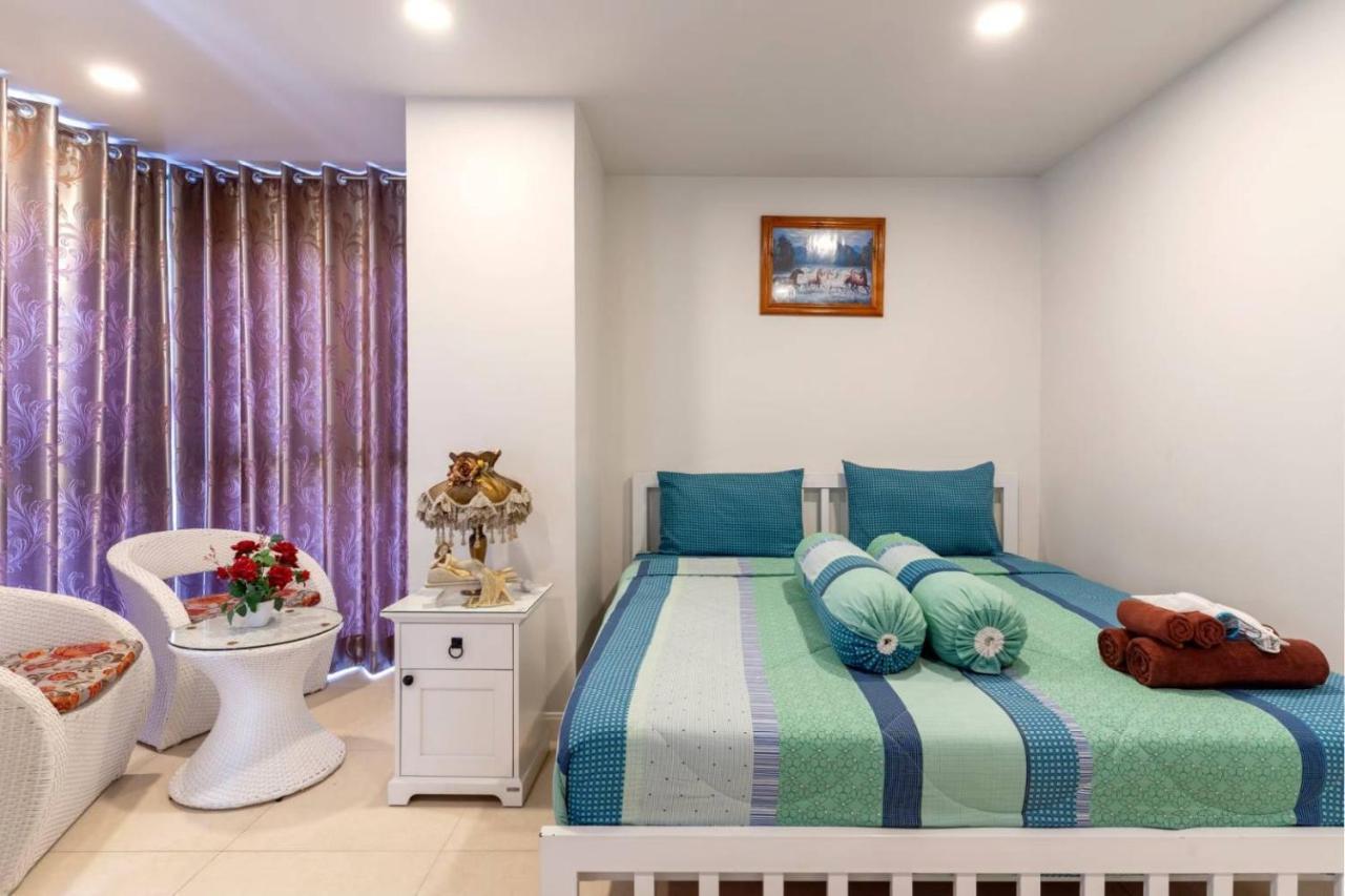 Parvena Hotel Sathorn Банкок Екстериор снимка