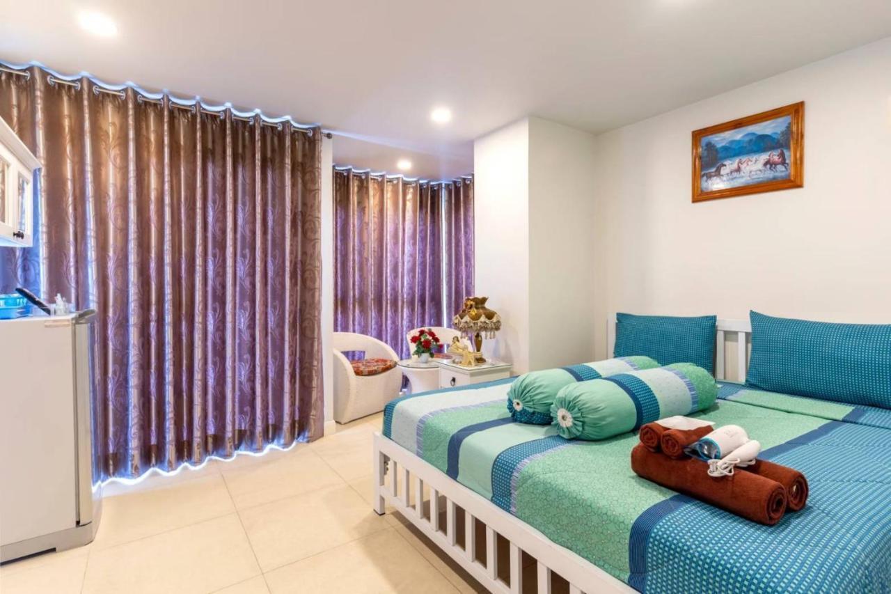 Parvena Hotel Sathorn Банкок Екстериор снимка