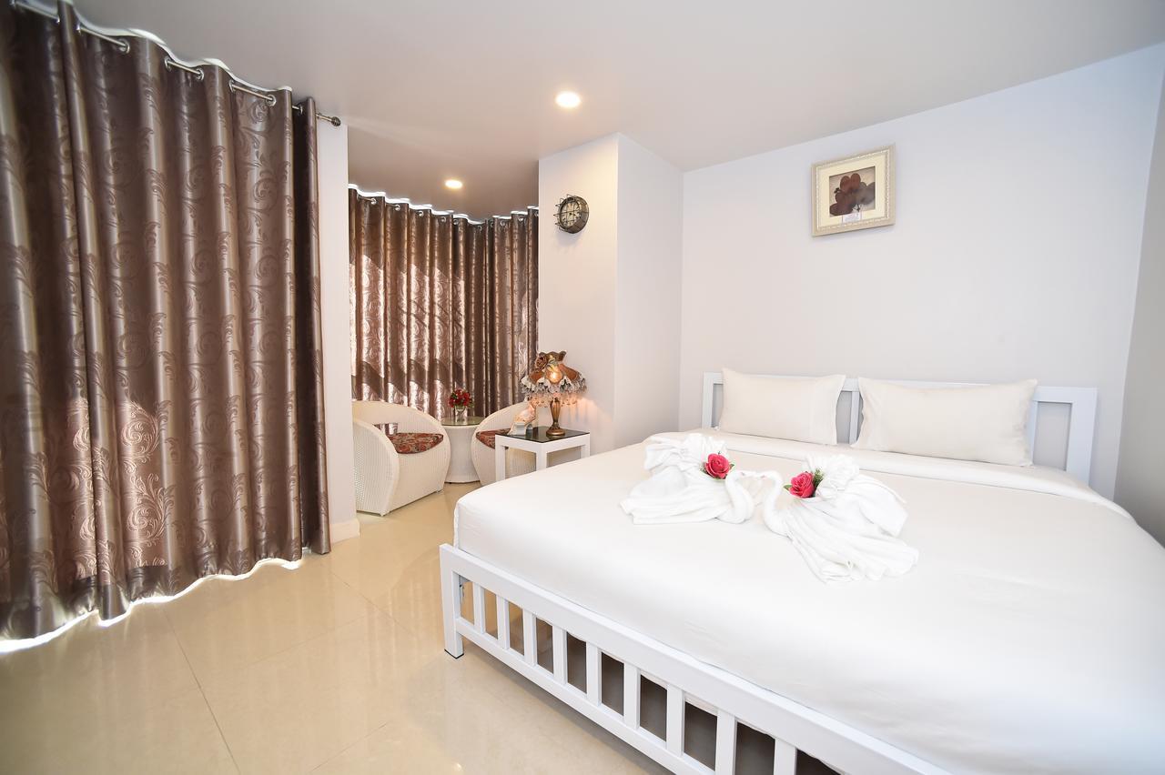Parvena Hotel Sathorn Банкок Екстериор снимка